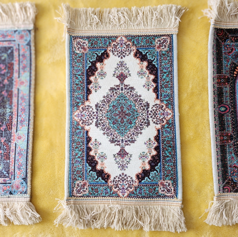 Colorful Mini Rugs - Picture 3 of 4